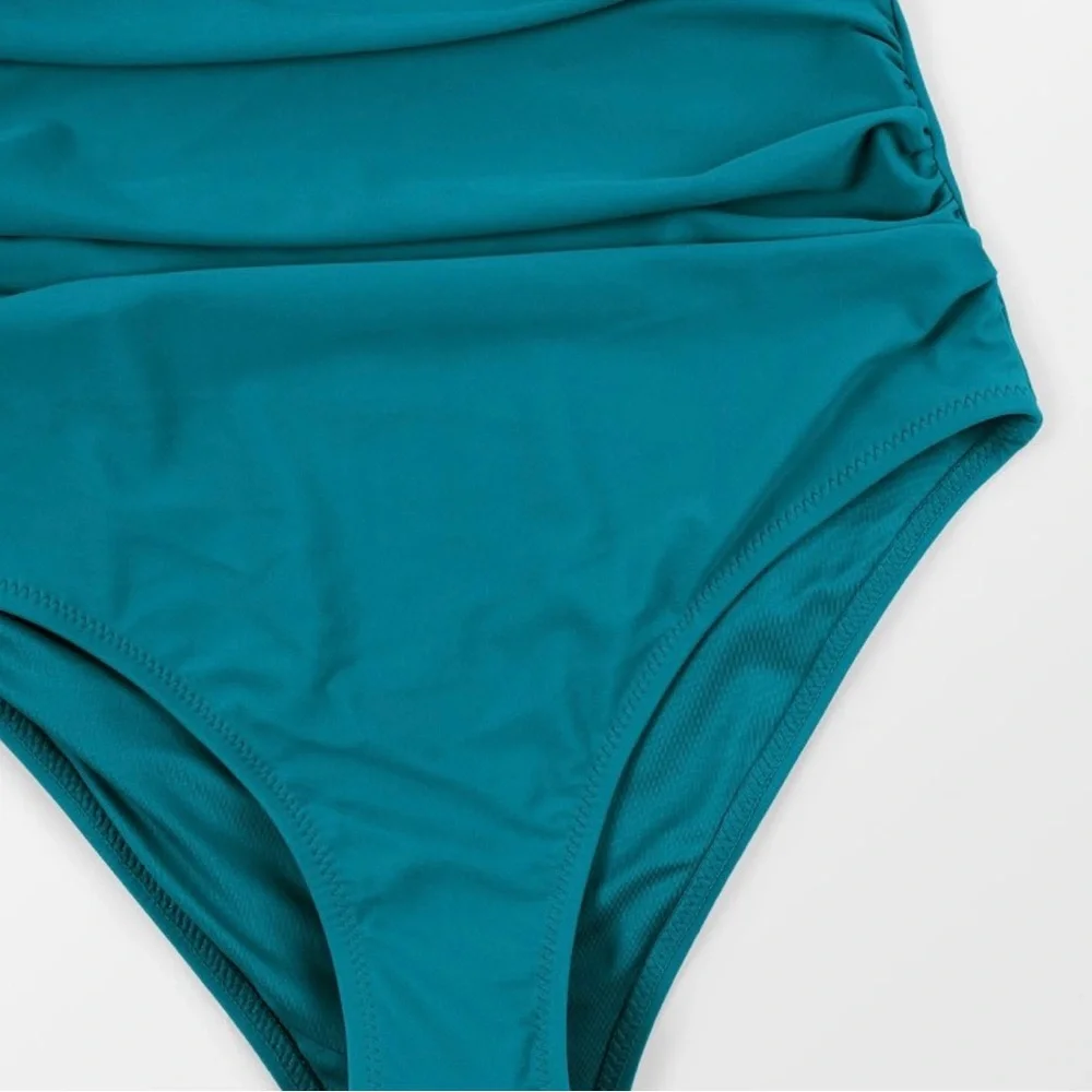 New CUPSHE Peacock Blue Ruched Halter Tummy
Control 1 Piece Swimsuit Maillot XL - Picture 3 of 6